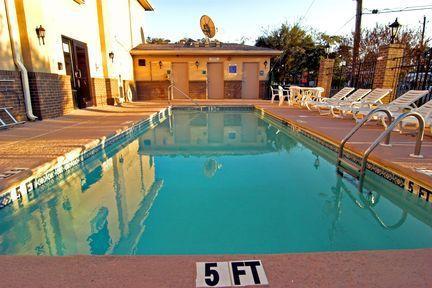 Econo Lodge Waynesboro Konforlar fotoğraf