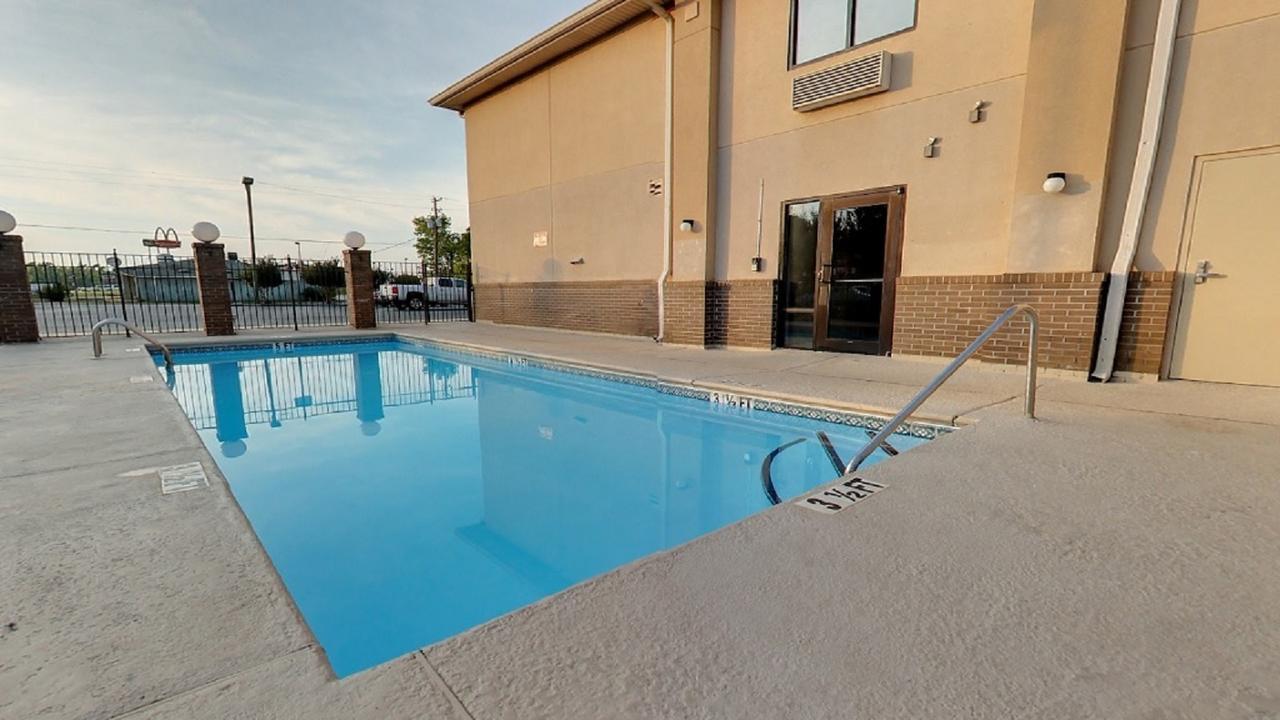 Econo Lodge Waynesboro Dış mekan fotoğraf